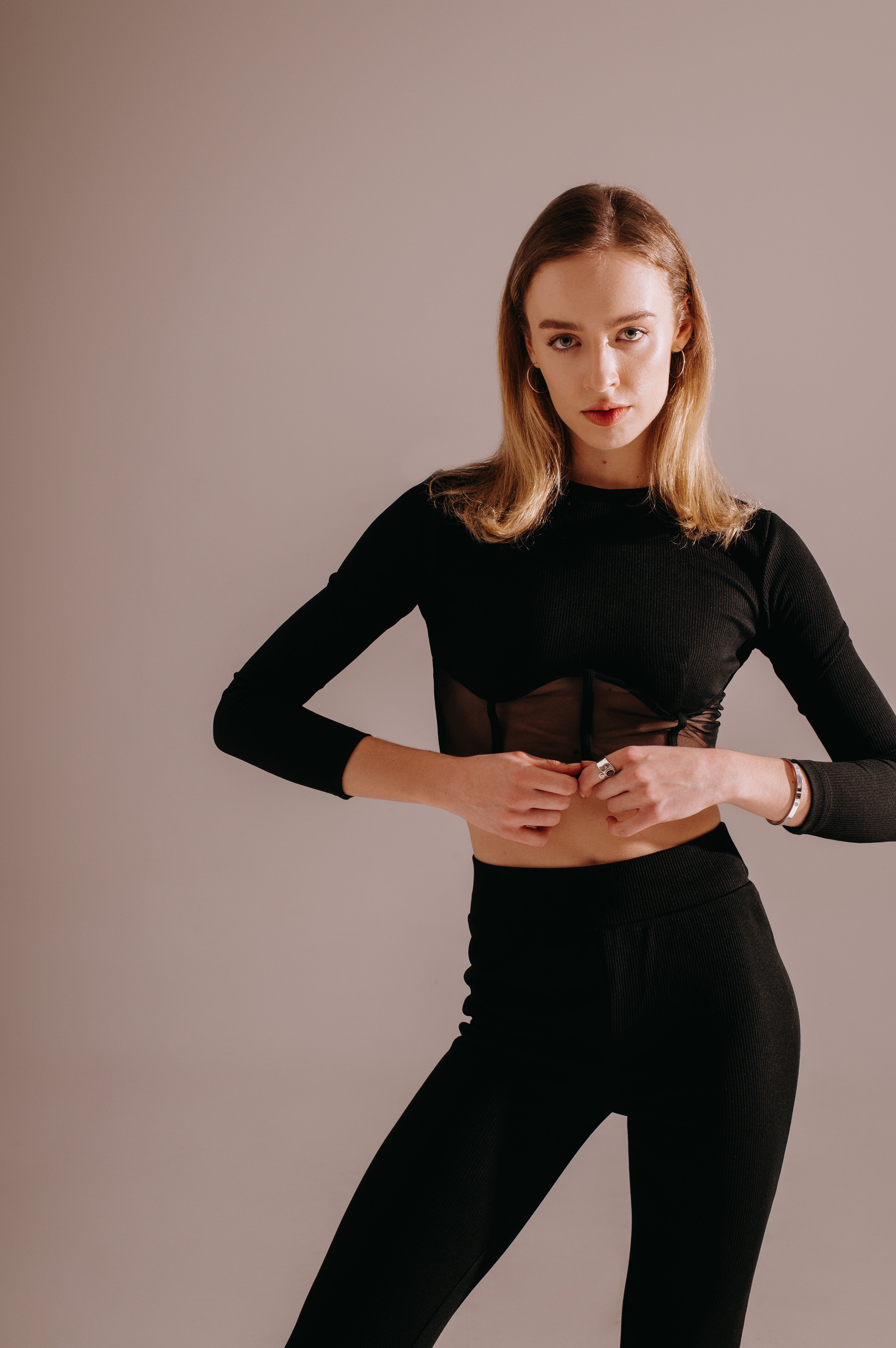 Nora Crop Top - Black